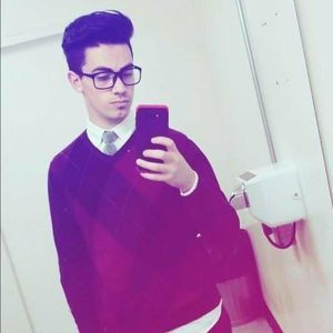 Meet your Posher, Ayman